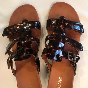 Ladies Vionic sandals